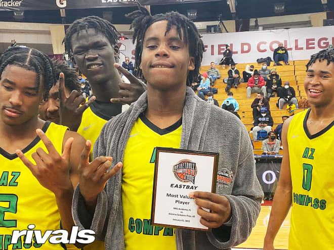 Kentucky reaches out out to the newly available Mookie Cook