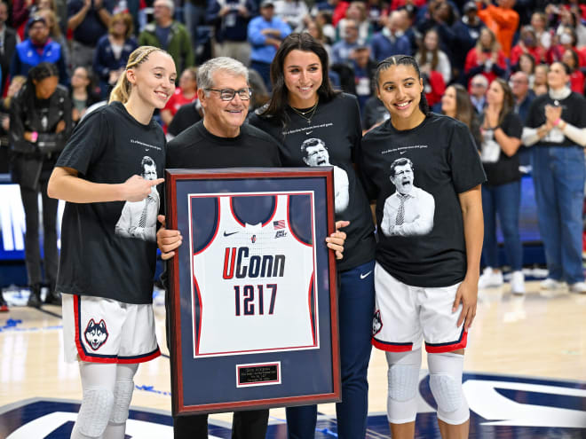 Auriemma secures win No. 1,217 as No. 2 UConn Women’s Hoops down Knights