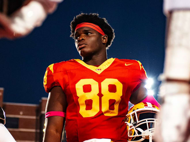 EDGE Anthony Lonon 'Ecstatic' after earning Georgia offer