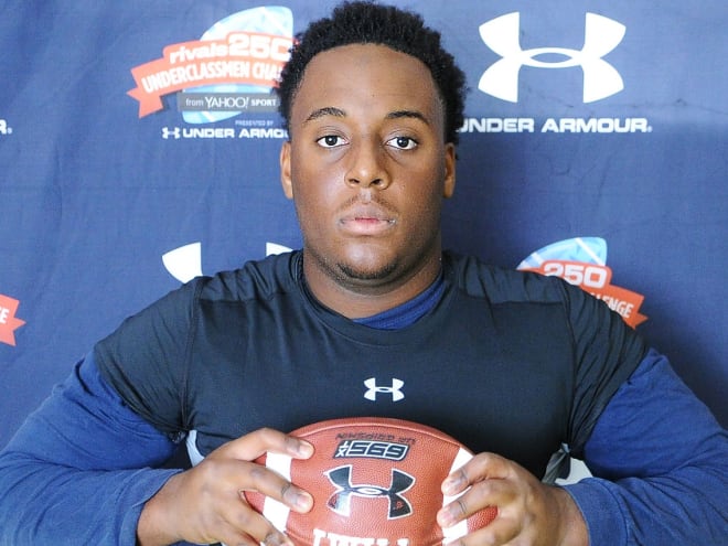 Big-time defensive tackle has Clemson in his ear