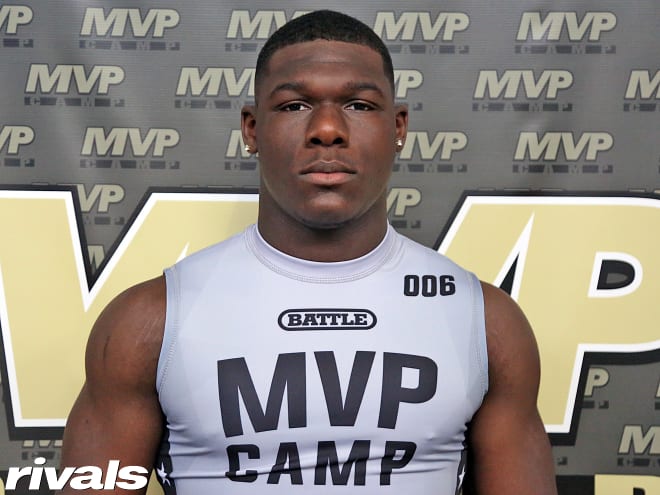 Canes offer 4-star FSU commit who plans summer UM visit