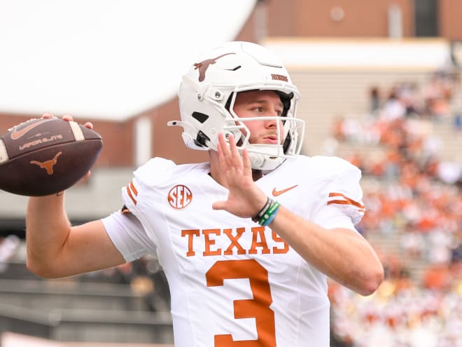 Arkansas vs. Texas: Star comparison, PFF grades, season stats