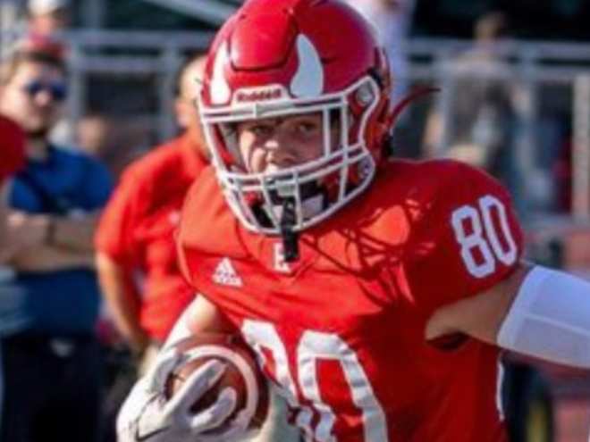 2027 DE Riordan adds a new offer