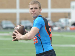 Badgers still after Iowa QB commit