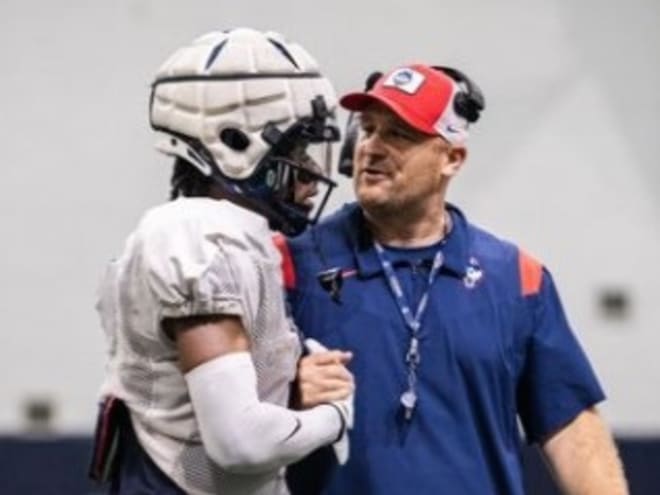 UConn Football Asst. Brad Robbins set to be next Tulsa OC / QBs coach