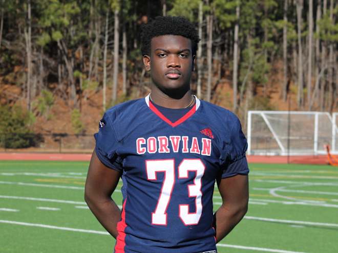 DE Jesiah Fields getting major offers over last month