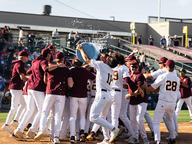 ASU uses a Contrades walk-off home run to win the series against Kansas