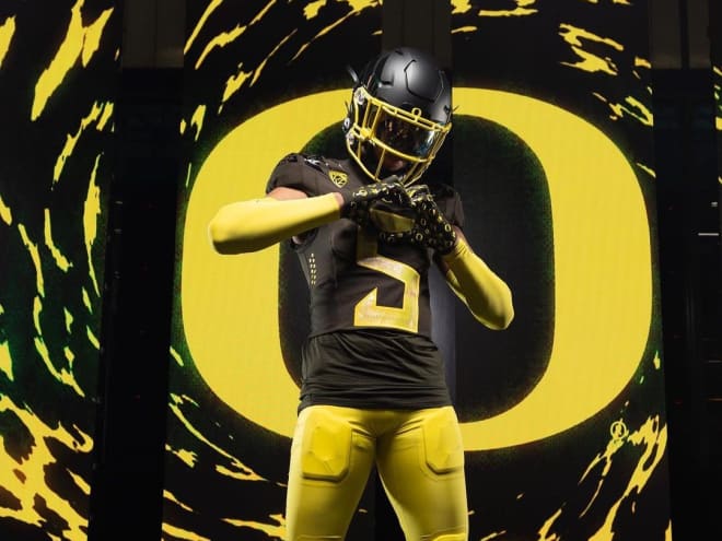 Oregon official visit receives high marks from four-star CB Aaron Scott