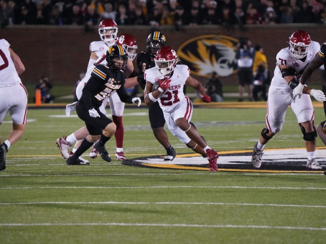 OU notepad: Freshman RB Xavier Robinson the lone bright spot vs. Missouri