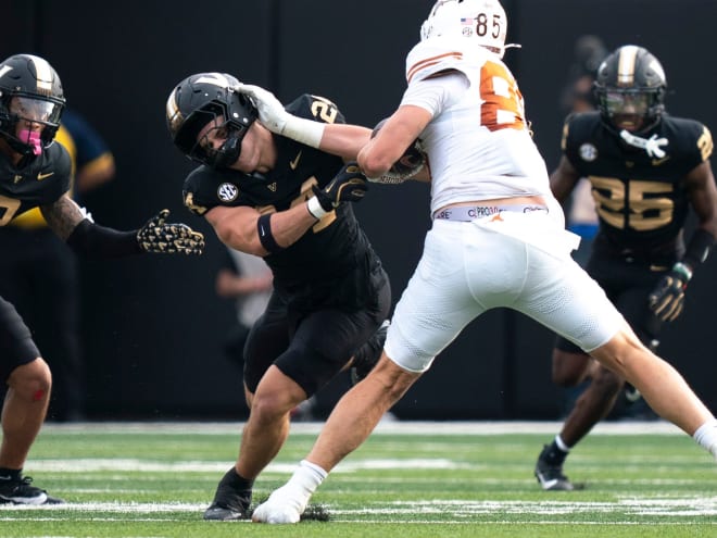 Texas tops Vanderbilt: Defensive report card