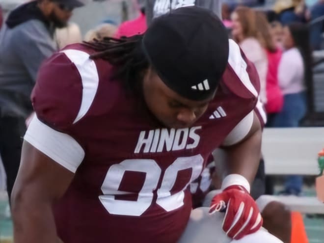 Hinds Community College DT Micah Hampton discusses his recruitment