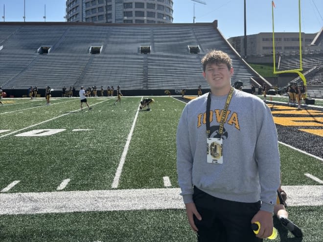 Iowa Joins Growing List of Offers for 2026 Three-Star Illinois OL