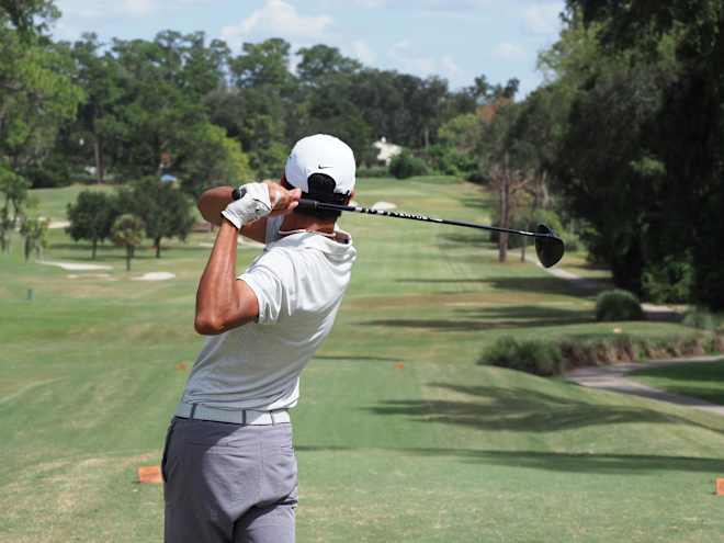 Florida Shoots 8-under and Advances to Match Play, Texas is Next