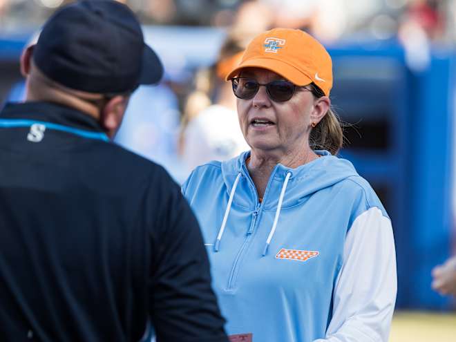 What Tennessee softball coach Karen Weekly said about weird ruling vs. UCLA