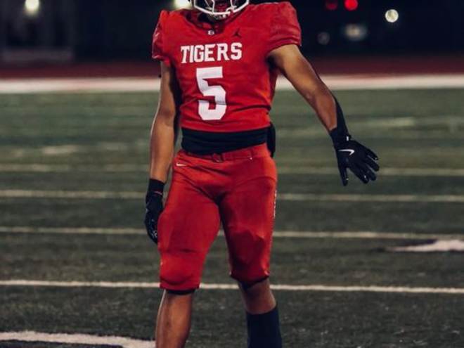 Q&A with Belton wide receiver Gavin Ross