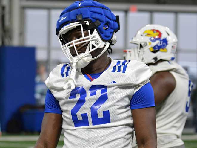 Defensive end Bai Jobe plans to enter transfer portal