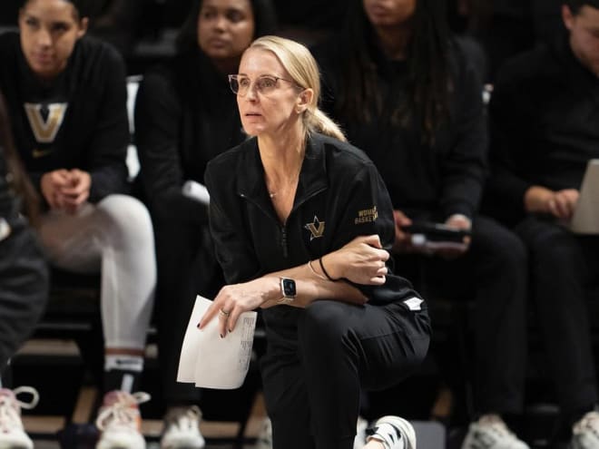 Vanderbilt extends Shea Ralph entering her fourth season