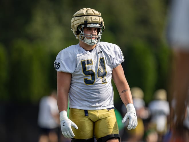 Notebook: Freshman OT Anthonie Knapp recounts his Notre Dame debut