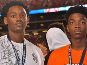 PHOTOS - Several top hoops recruits visit Auburn