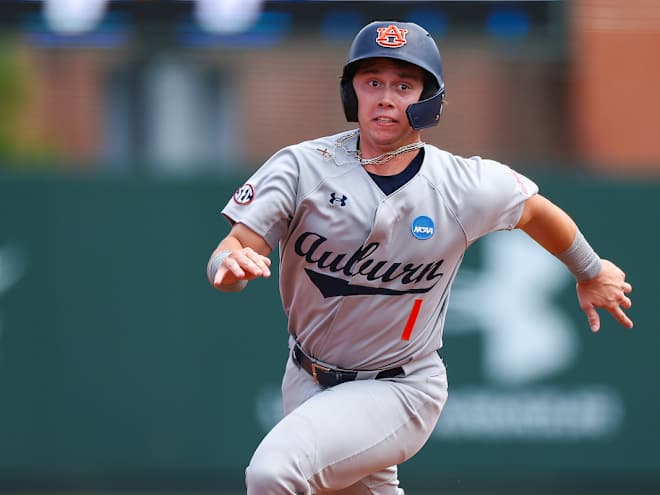 Coastal pitchers win the big moments