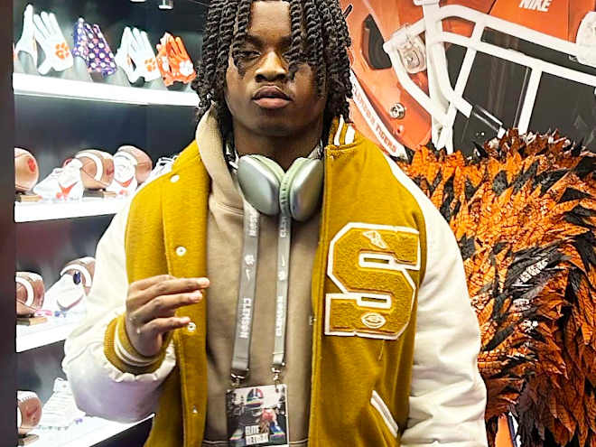 CLEMSON LANDS TEXAS DB