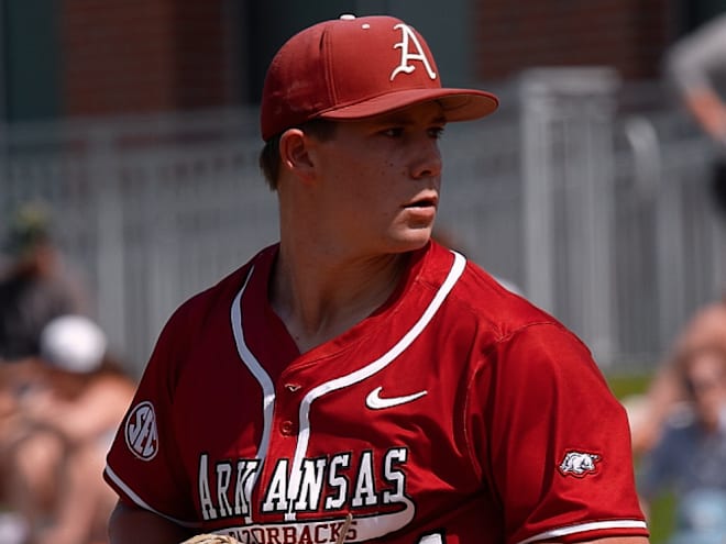 Razorbacks drop LSU series with run-rule Game 2 loss