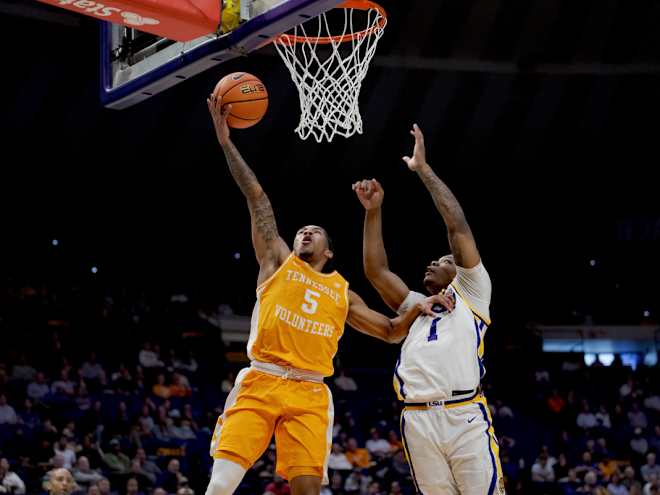 No. 5 Tennessee beats LSU for second-straight road win