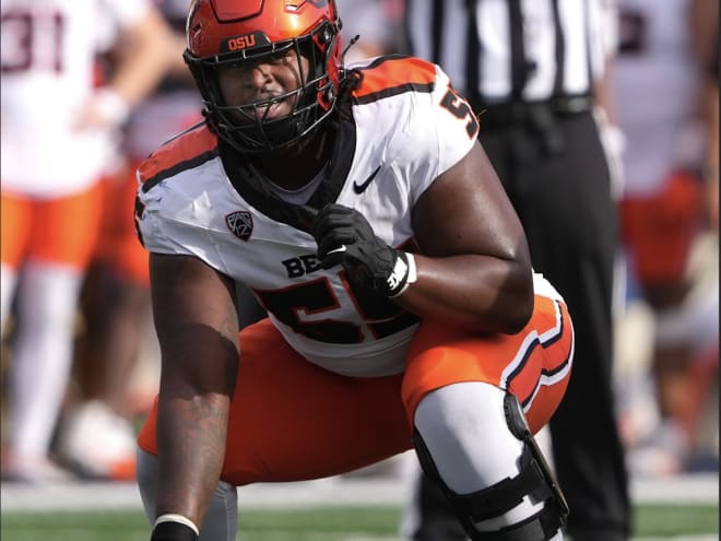 Oregon State Center Van Wells Announces Return In 2025