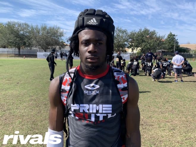 Tampa four-star 2024 WR Zycarl Lewis has three official visits in mind