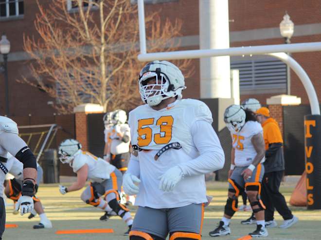 What Tennessee's offensive line looks like replacing four starters