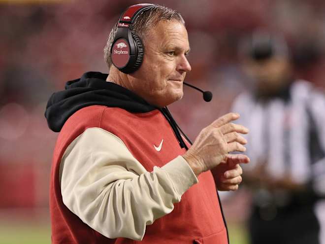 Arkansas football adds former NFL assistant to staff