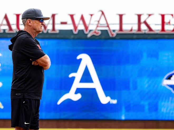 How to Watch, BetSaracen Odds: Arkansas vs. NDSU (Fayetteville Regional)