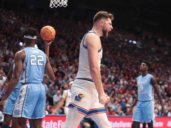 Kansas finds a way to outlast UNC with closing run