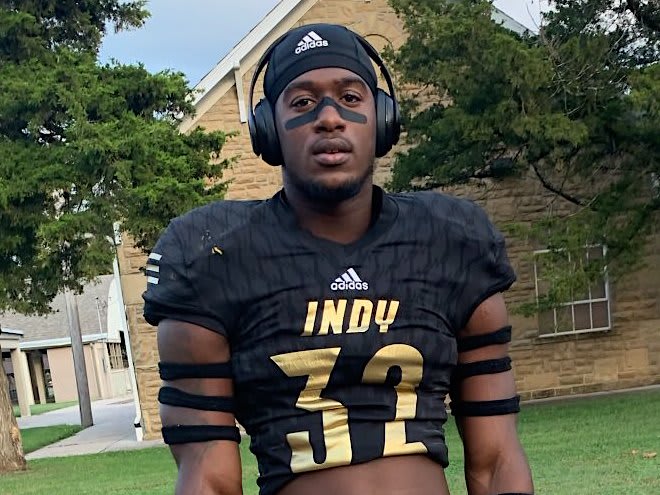 JUCO LB Jamoi Hodge sets official visit schedule