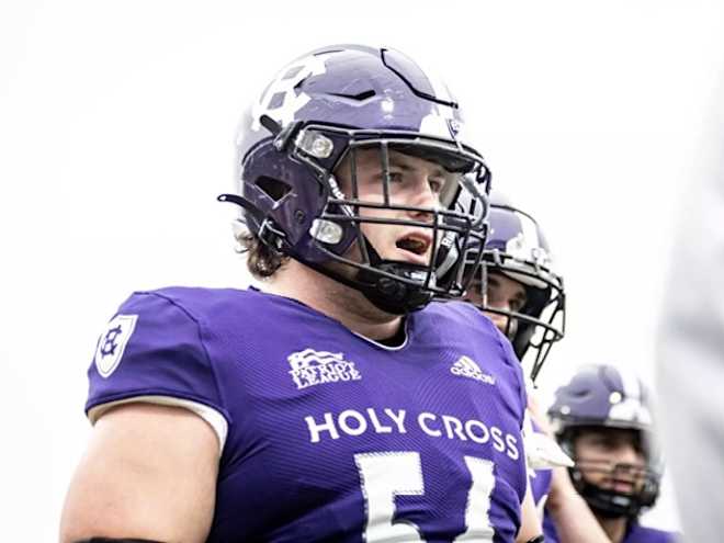 Football SnapShot:  Offensive Lineman Christo Kelly
