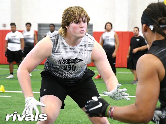 2026 Four-star OT has Oregon high on his list