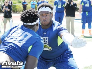 Florida offers, tries to pry away Georgia commit