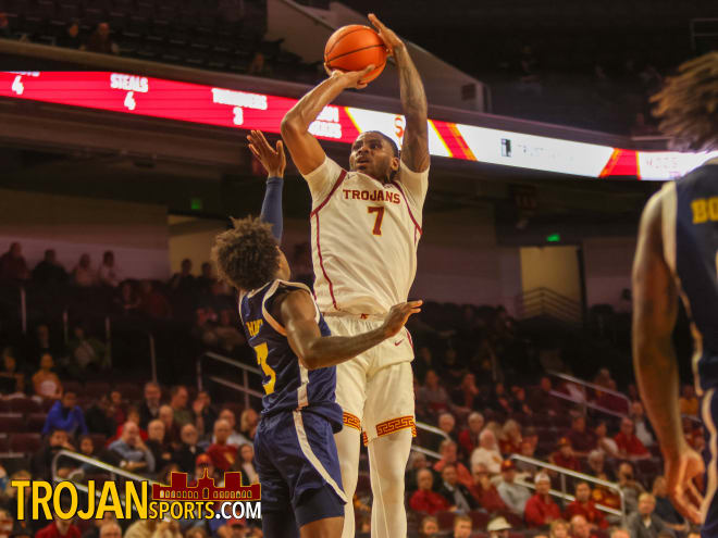 PHOTOS: Check out our best shots from USC's season-opening win