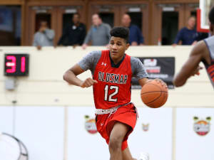 UAA: Figueroa on fire