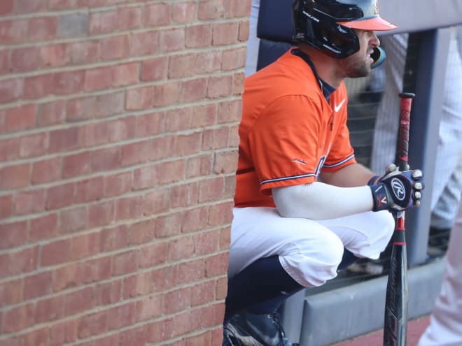 Veteran leaders helping Hoos stay steady through long season