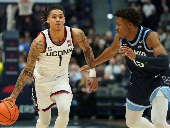 UConn Hoops: Huskies use press to overcome 14-point deficit, Villanova