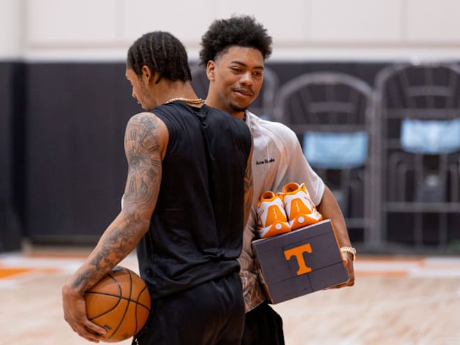 Two former Tennessee basketball one-and-dones back on UTs campus
