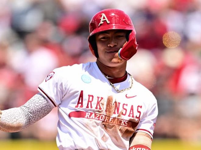 Arkansas opens regional with 6-2 win over North Dakota State