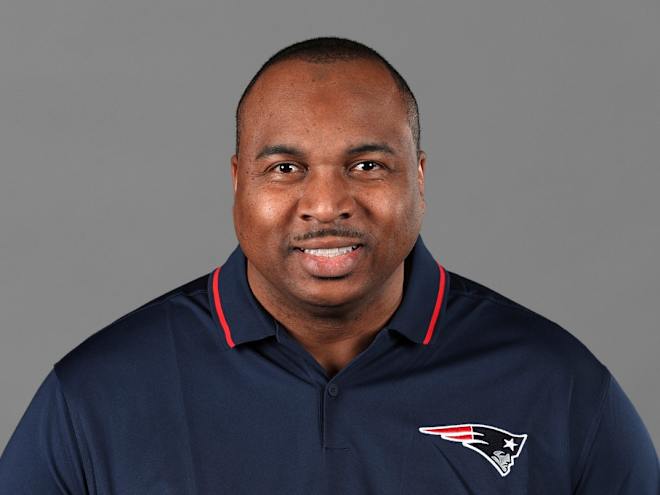 Omar Young Expected to be Hired as Next RBs Coach