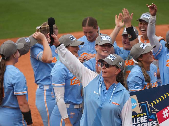 What Tennessee softball coach Karen Weekly said on clinching spot in WCWS
