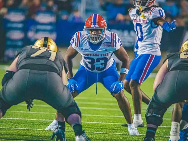 PFF Player Grades & Snap Count Totals | LA Tech Defense vs #22 Army