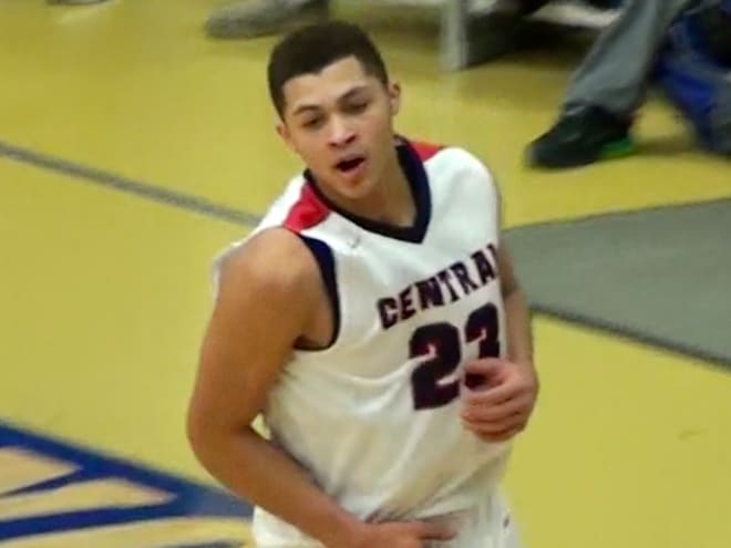 Wisconsin signee Kobe King scores 29 with Greg Gard in attendance 