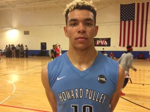 Howard Pulley wins Jayhawk Invitational