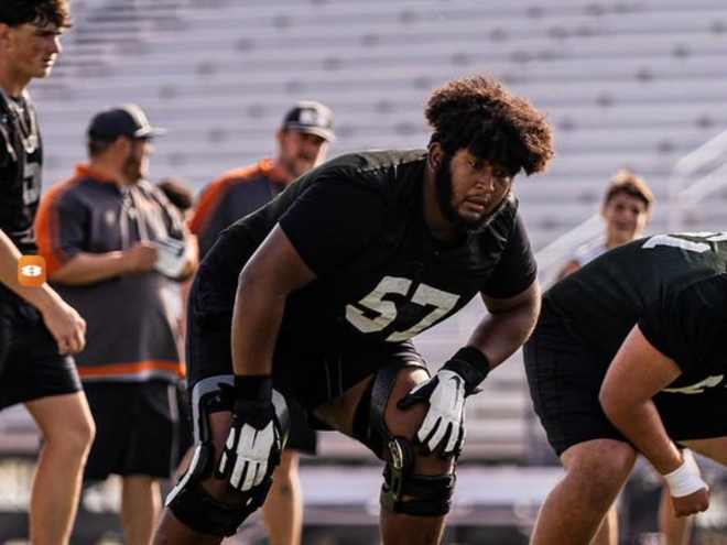 Q&A with Hutto offensive tackle Jayden Mack
