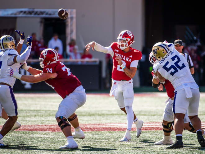 How it Happened: Indiana defeats Washington 31-17 to move to 8-0